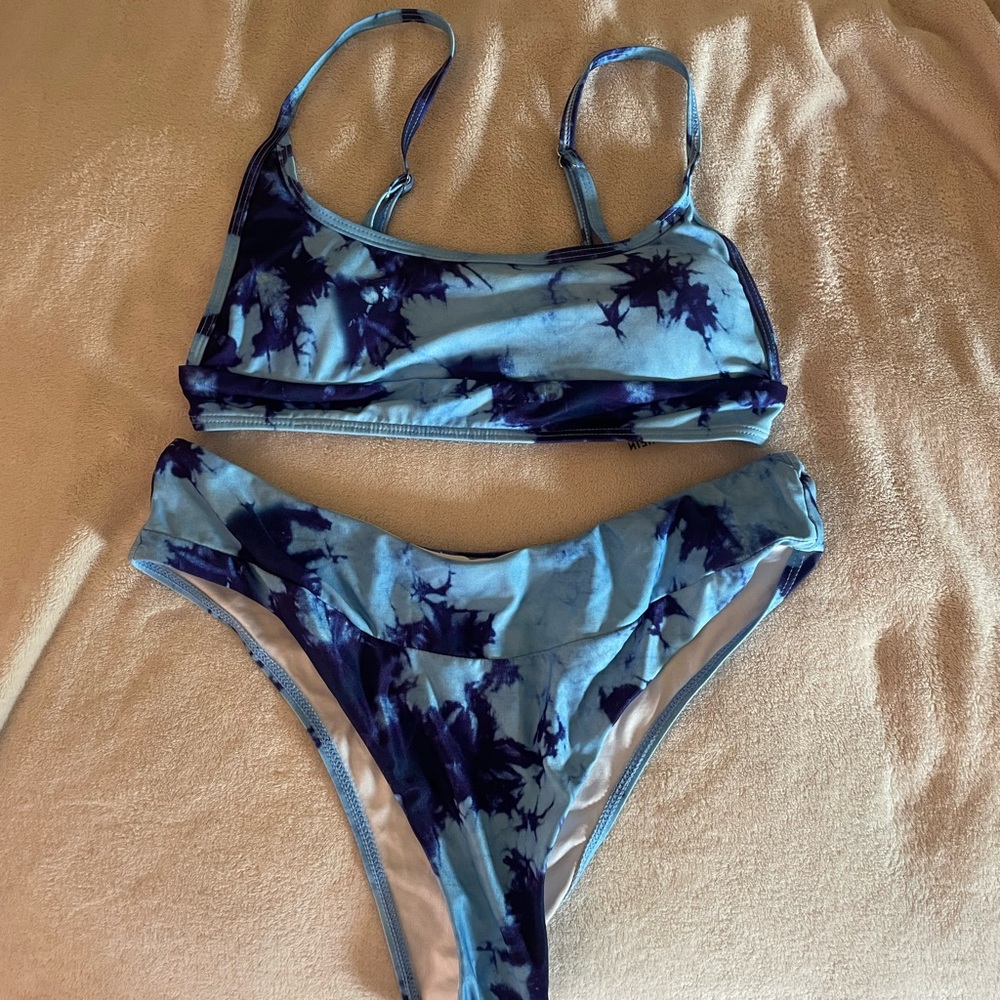 SHEIN Blue Tie-Dye Bikini Set
